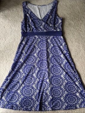 lola Comfy medallion print dress
